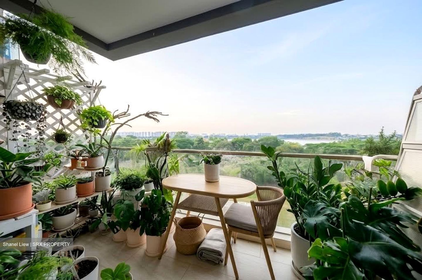Waterview (D18), Condominium #577093021